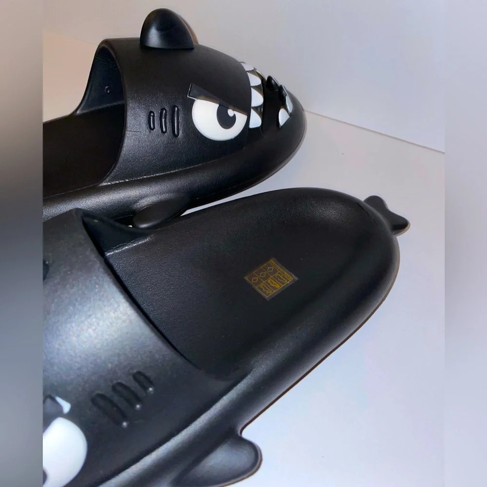 Black Shark Slides, fun novelty shoe - Picture 5 of 5